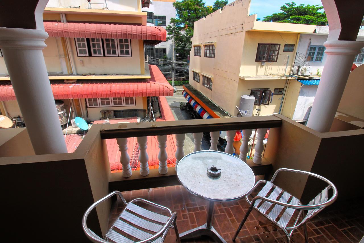 Jomtien Beach Pool House Pattaya Exterior photo